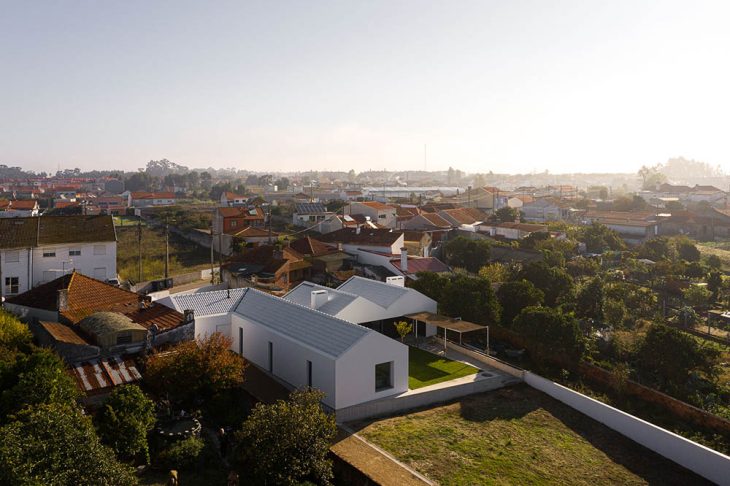 House in Sta Joana designed by NU.MA Architects