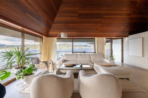 Take a Tour of Lake House designed by Siuk Studio