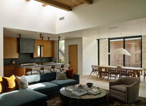 The Modernist Treehouse by Mark Ashby Design & Shiflet Richardson Architects