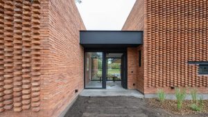 Casa Hache 01 designed by Studio Brava