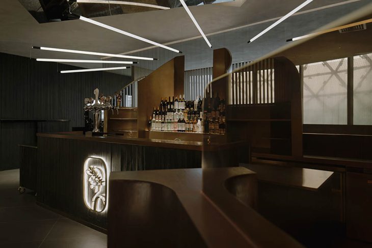 Dante's May Travel Fusion Restaurant by SALONE DEL SALON
