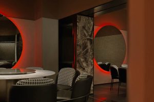 Dante's May Travel Fusion Restaurant by SALONE DEL SALON
