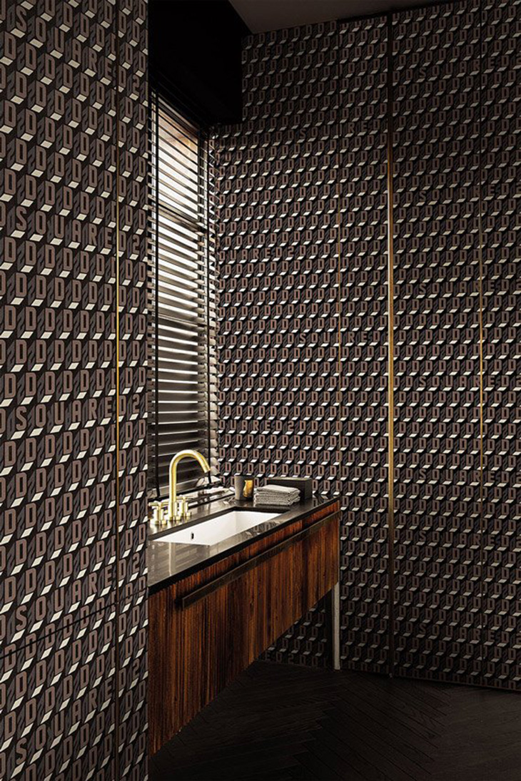 dsquared2 hallway wallpaper