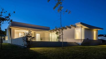 CASA EM BRUFE designed by OVAL