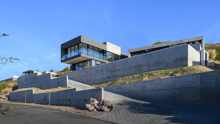 Casa PLC designed by Federico Urfer Arquitecto