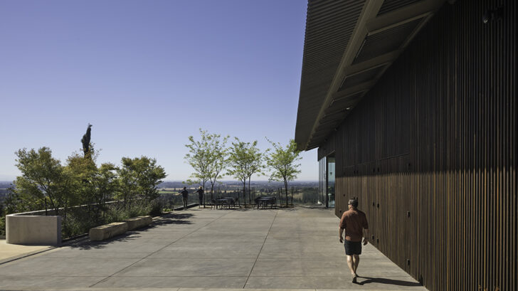 Waechter Architecture designs Furioso Vineyards in Dundee, Oregon