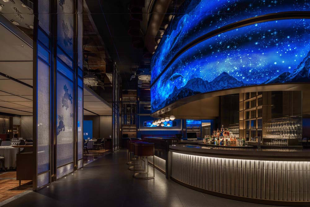 Daxiang Design Studio designs XU JI Seafood Restaurant