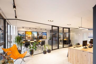 Moirë Arquitectos design B6 Office Building in Mar del Plata