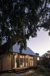 Punta Colorada III Shelter by TATÚ Arquitectura