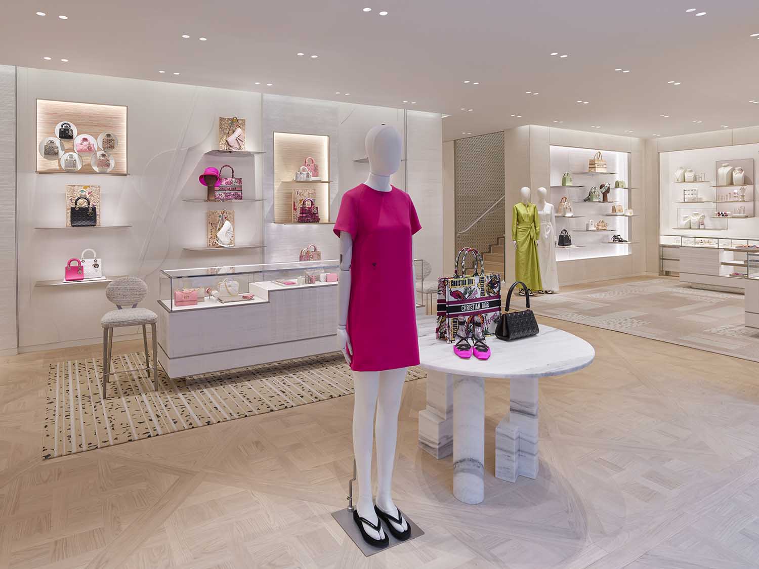 Starchitect Peter Marino on Reimagining Dior's Iconic 30 Avenue Montaigne  Boutique