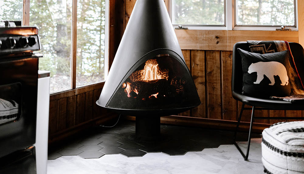 Efficiency and Elegance: Hardwood Heat Logs for Cozy Homes