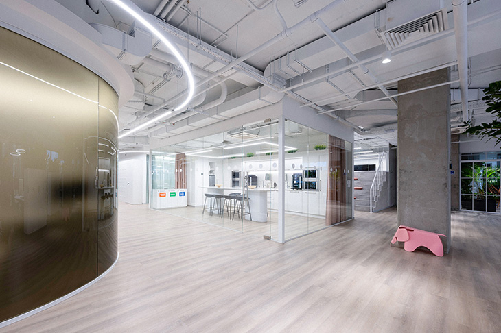 Churina Design Talks about the L'Oréal Ukraine Office