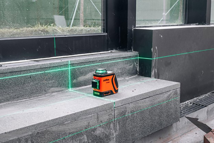 Laser Level Outdoors