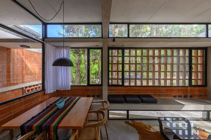 Casa Fruto del Bosque by Barrionuevo Villanueva Arquitectos