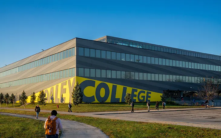 Richard J. Daley College Campus by JGMA