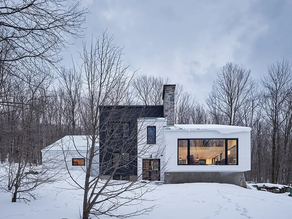 The Ash Tree House by La Nony FAMILI
