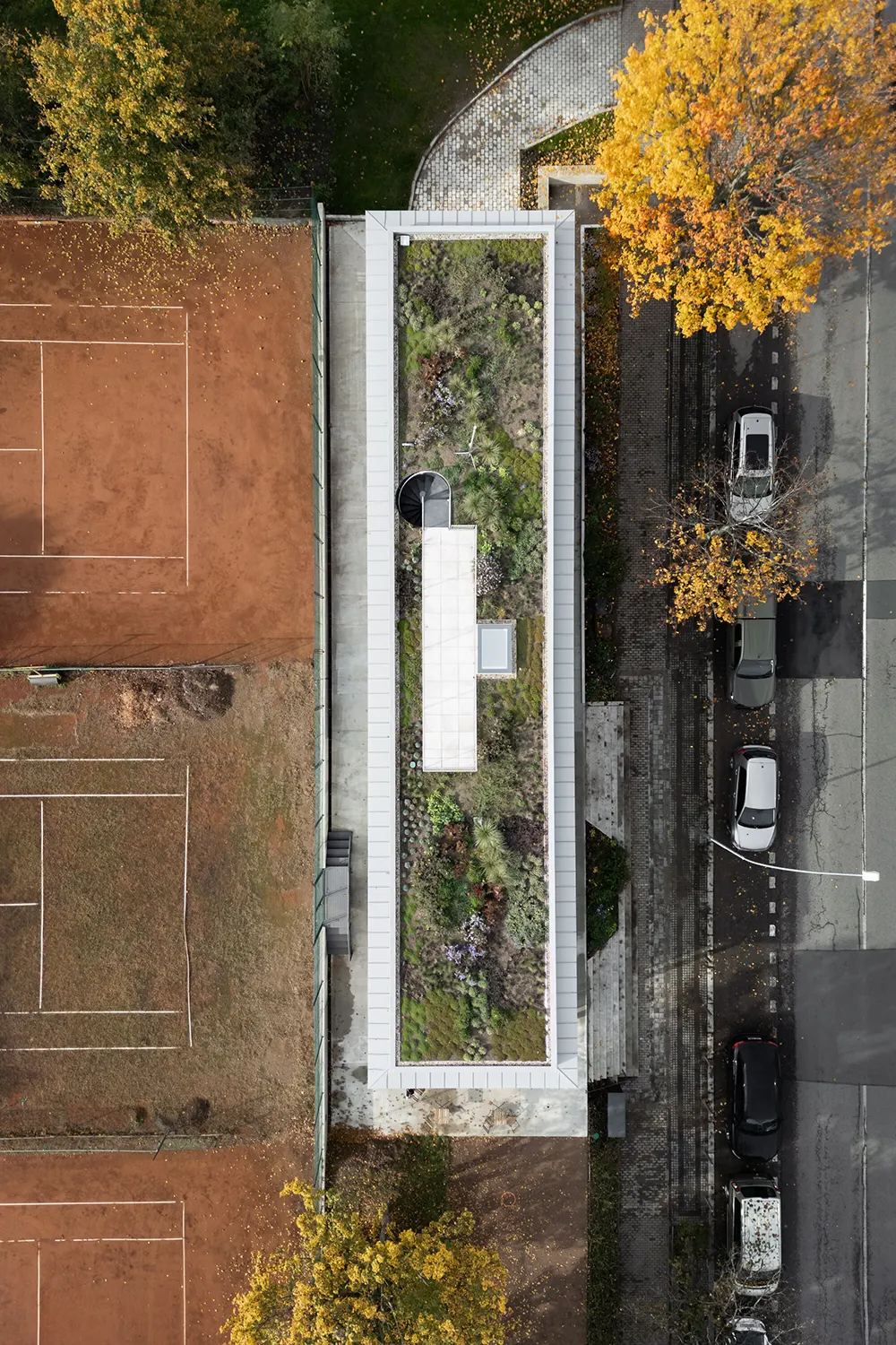 Beseda Ořechovka Tennis Club by Pavel Hnilička Architects+Planners