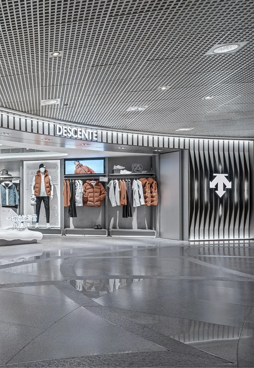 DESCENTE Flagship Store by STILL YOUNG