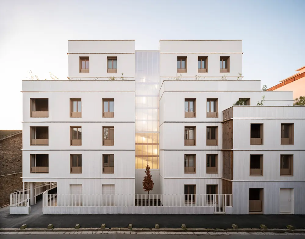 Saint-Denis Residential Complex by DREAM