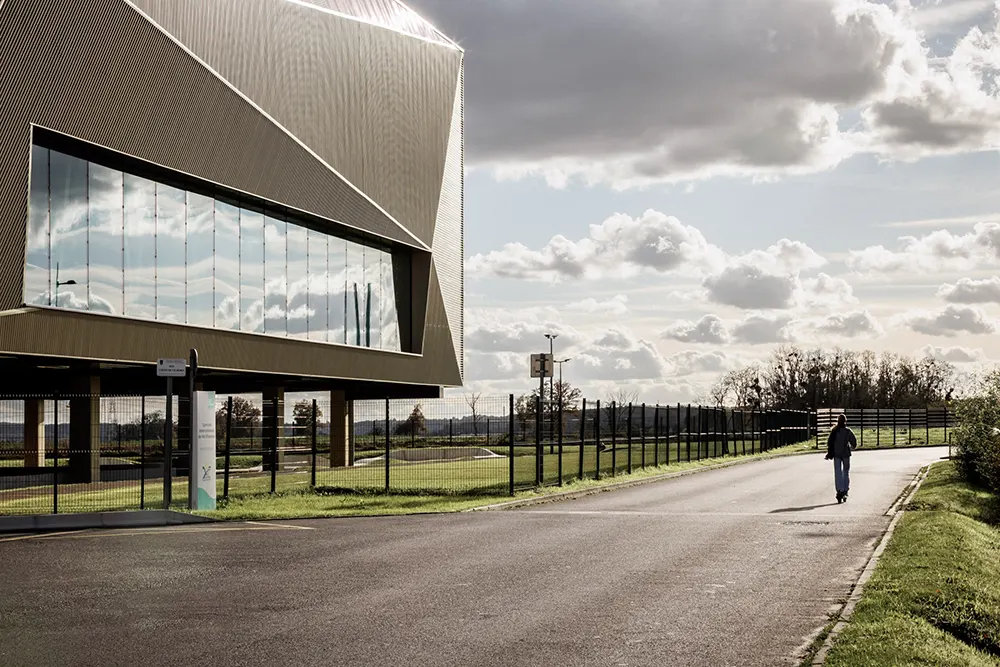 Nikola Karabatic Sports Complex by Atelier Aconcept