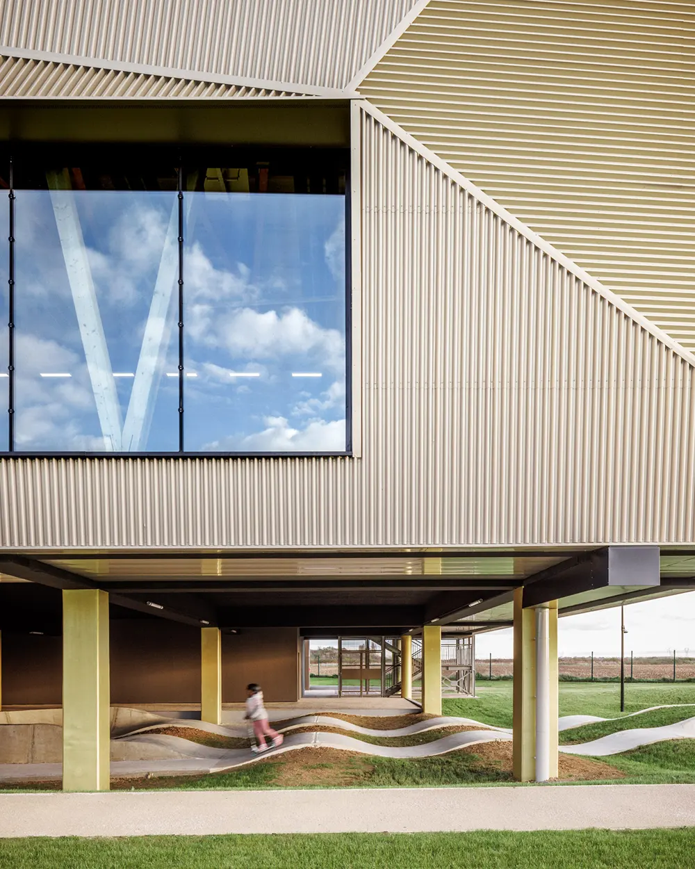 Nikola Karabatic Sports Complex by Atelier Aconcept