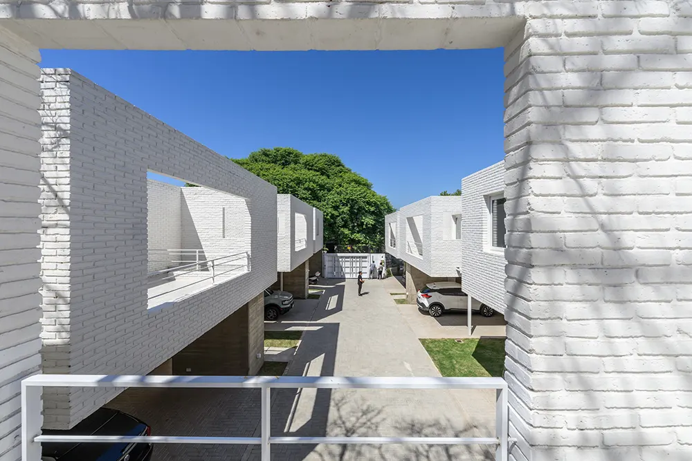Spano Houses by Estudio Lz