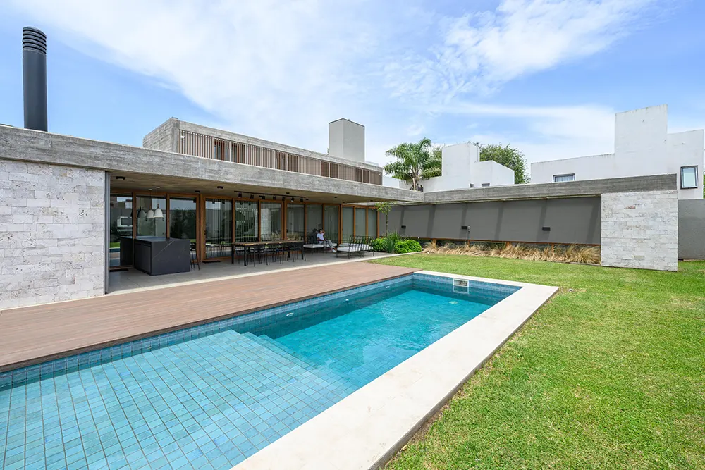 Casa Galera by Karlen + Clemente Studio