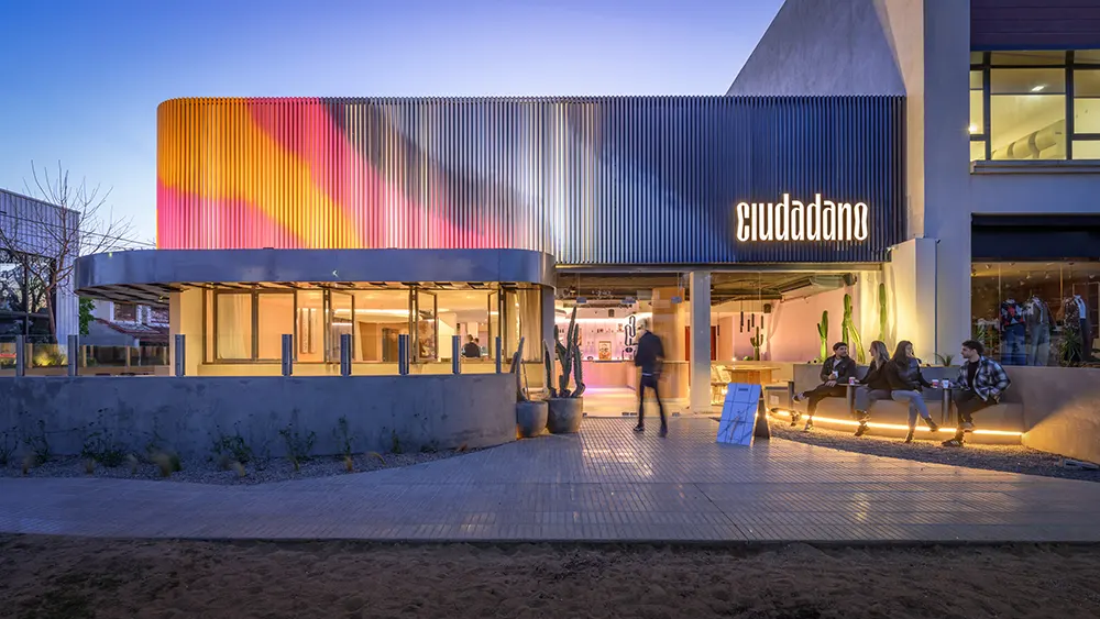 Ciudadano by MAD Arquitectura + Un Medio Estudio