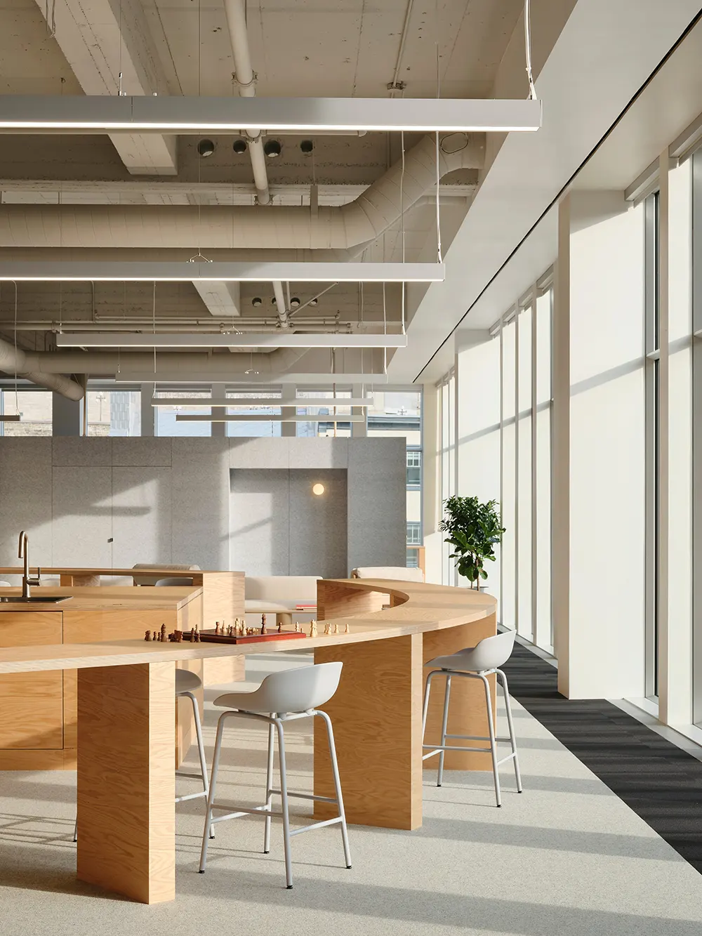 Cossette City Offices Redeveloped by Architect Jérôme Lapierre
