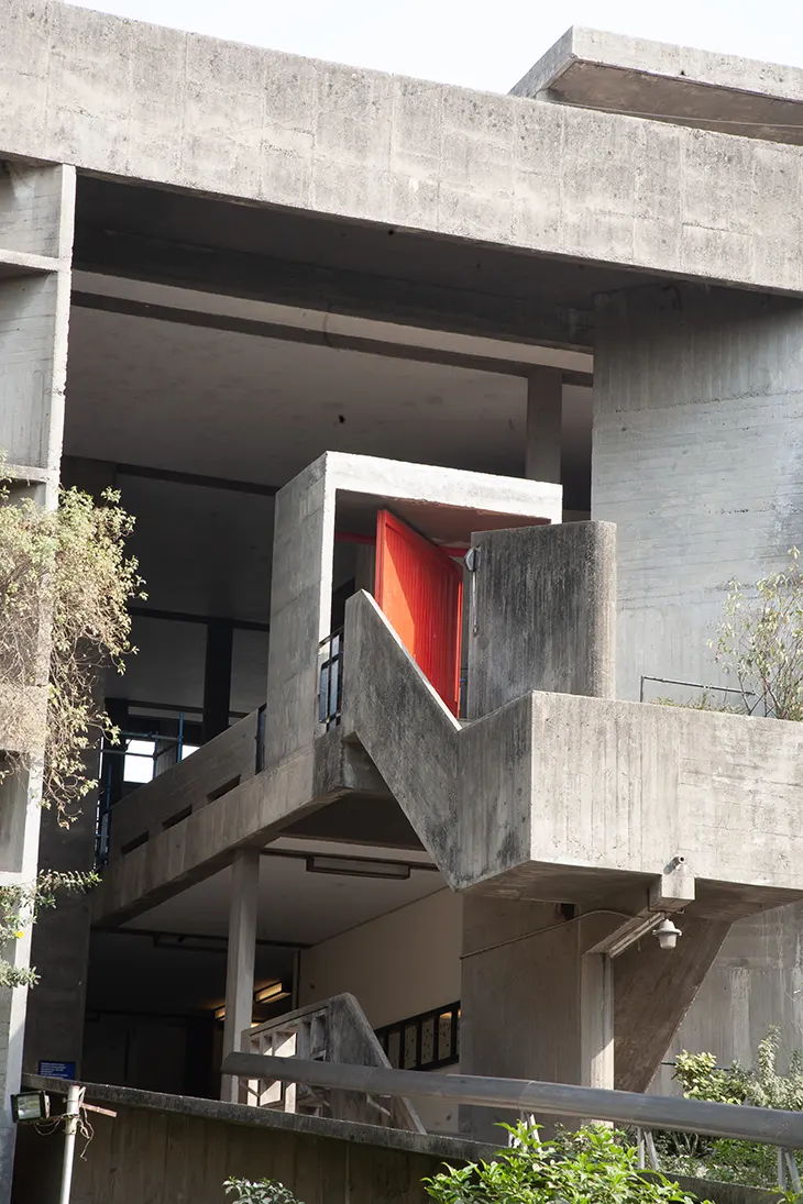 Mehrdad Hadighi Le Corbusier