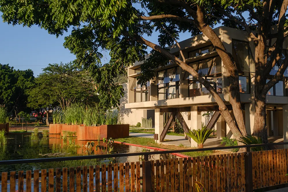 Parque Primavera in Mexico by RootStudio