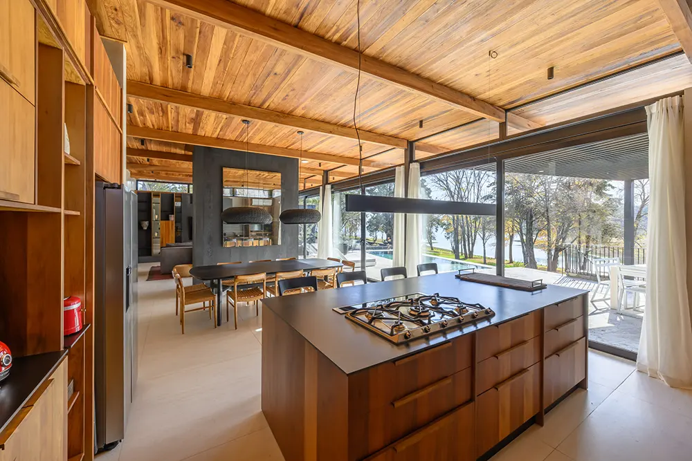 A Bridge House by Paolini Architects