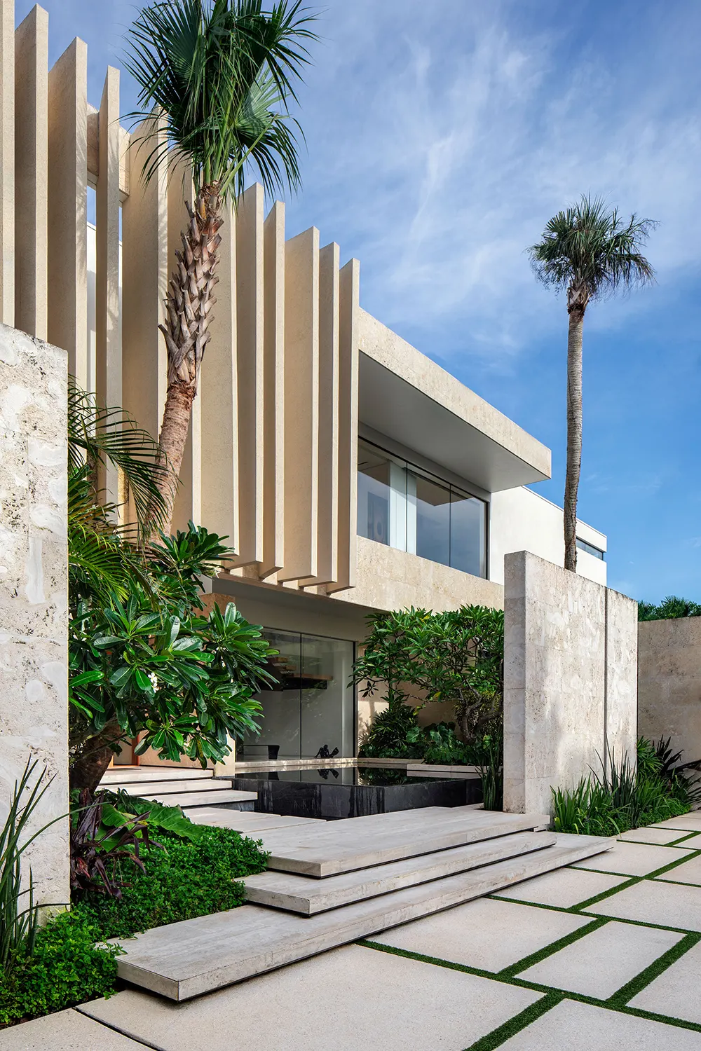 Villa Lyla by SAOTA + ARRCC