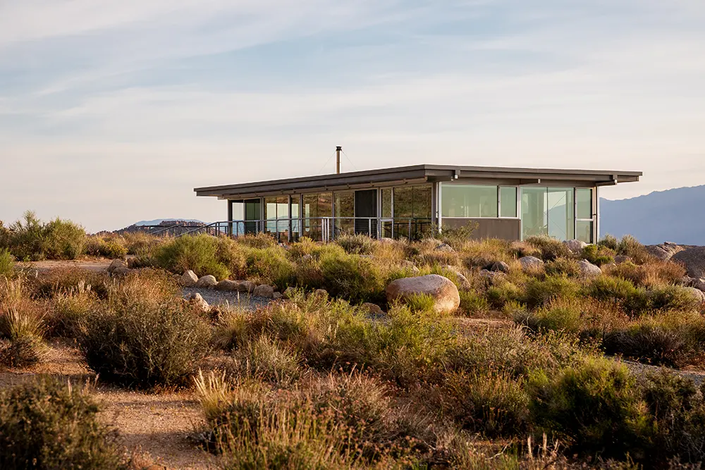 Off-Grid Residence by Linda Taalman