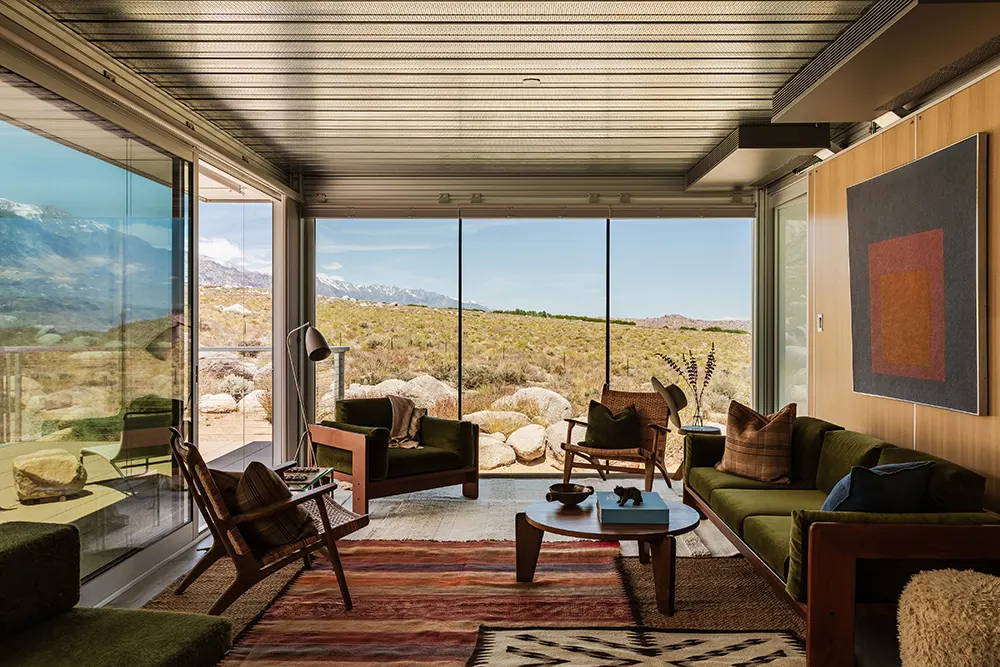 Off-Grid Residence by Linda Taalman