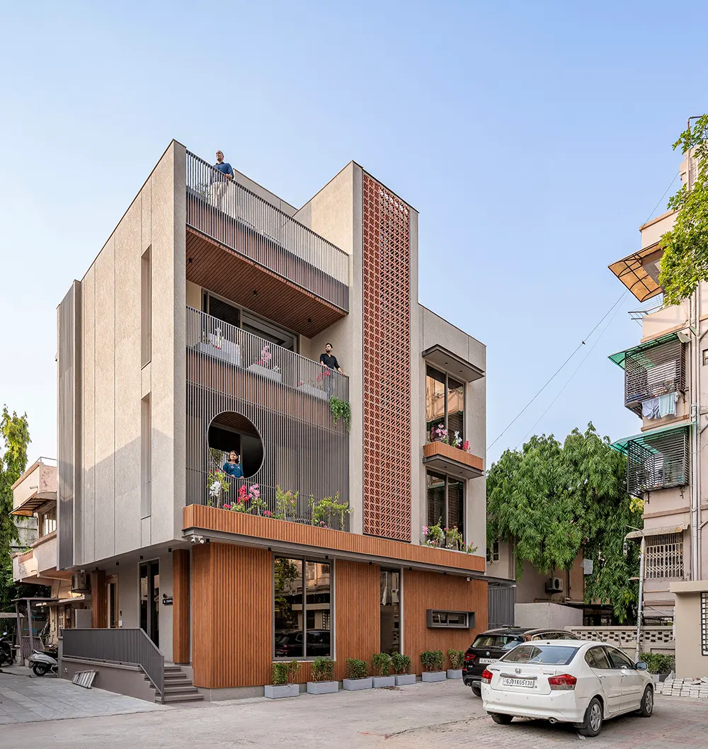  A Cube House by Prashant Parmar Architect