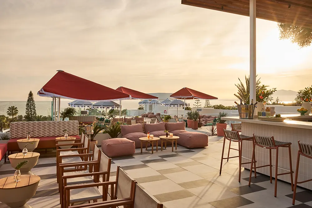 Escondido Rooftop Bar by El Equipo Creativo