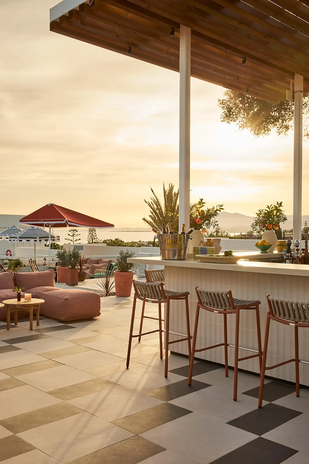 Escondido Rooftop Bar by El Equipo Creativo