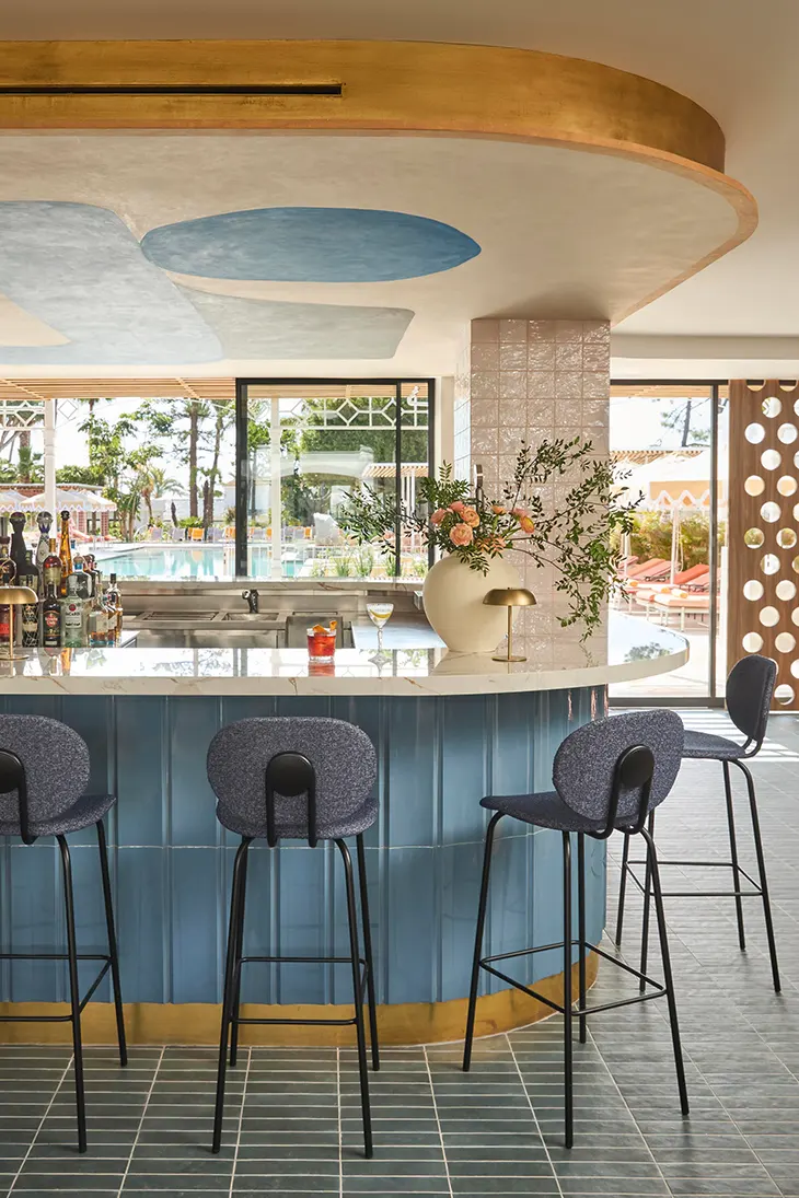 Azul Lounge Bar by El Equipo Creativo